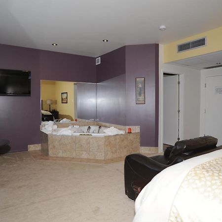 Hotel La Porte De La Matawinie -Hotel Matha Saint Jean De Matha ภายนอก รูปภาพ